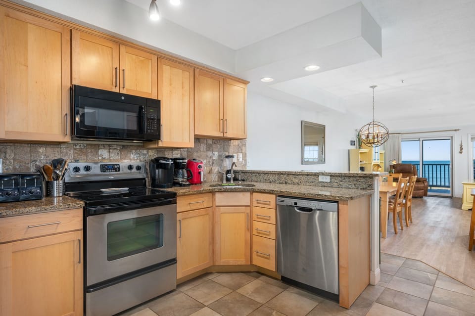 FF216: Tutters Two |  Kitchen Area
