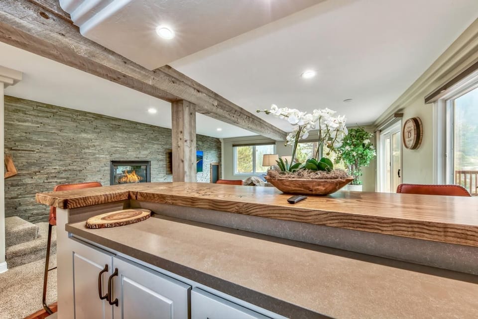 Bar and Game entertainment room Brand new remodeled and designer mountain top retreat with mountain views available for 30 days minimum lease,  fully furnished in Stateline,  Nevada.