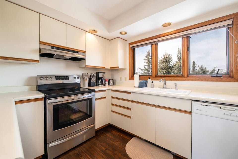 Stocked kitchen for home cooked meals!