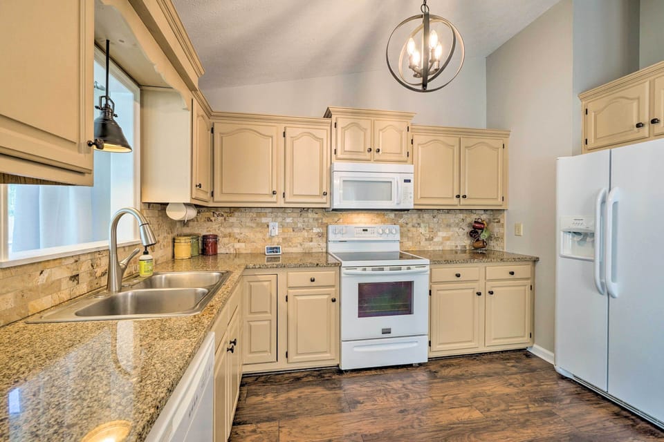 Kitchen | Spices | Coffee Maker + Grinder