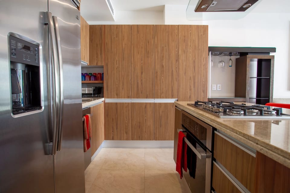 Condo - Image 17
