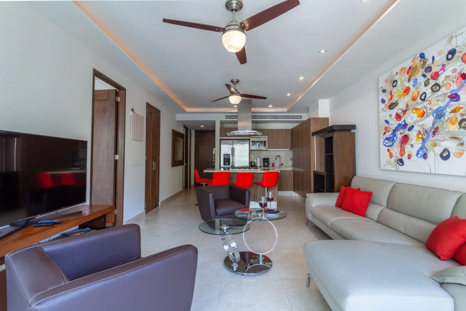 Condo - Image 11