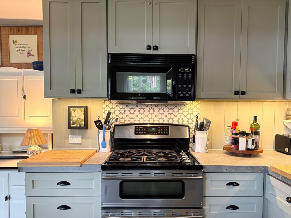 Double Oven with Gas Cooktop