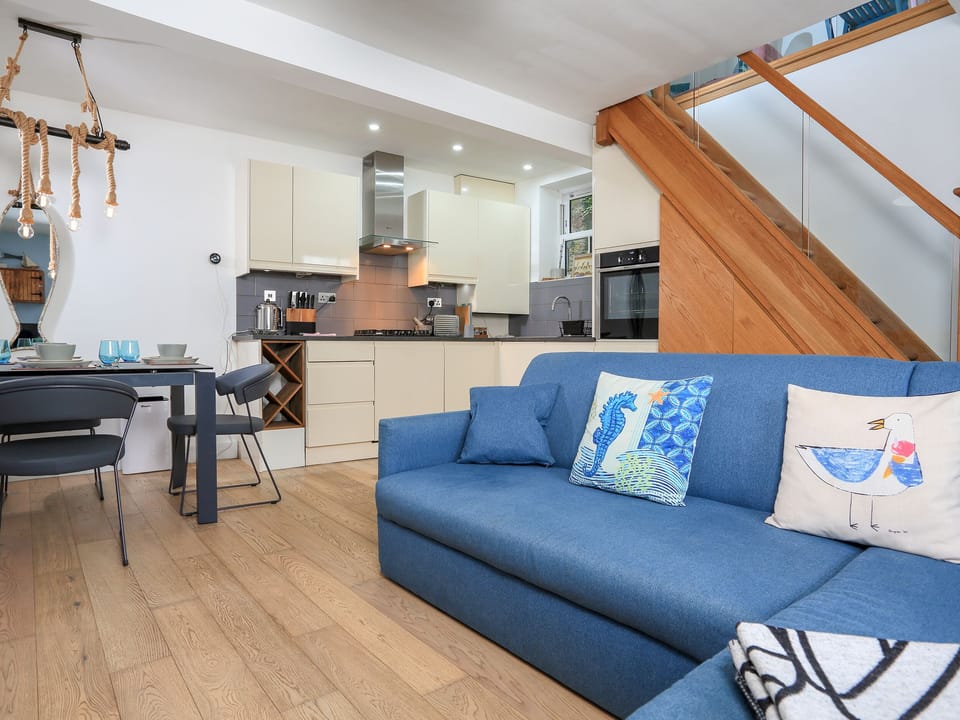 Cottage | Interior