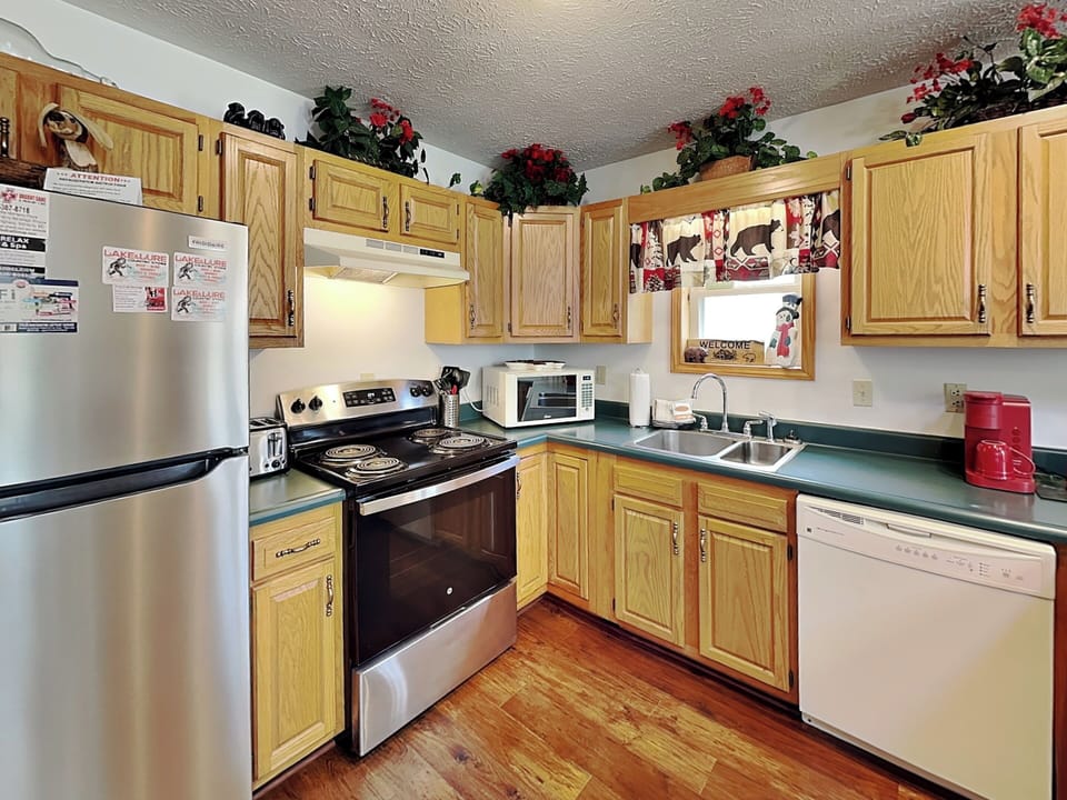 House (3 Bedrooms) | Property amenity