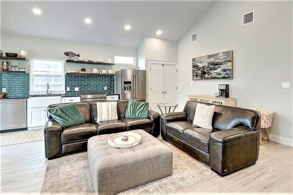 Comfy couches with ottoman