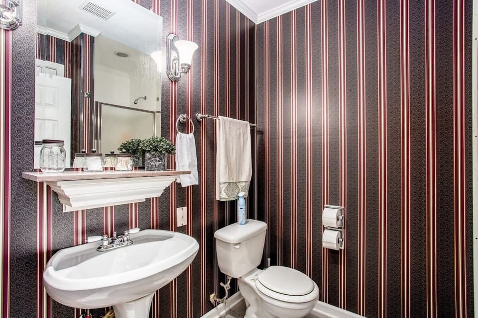 Full bathroom.
