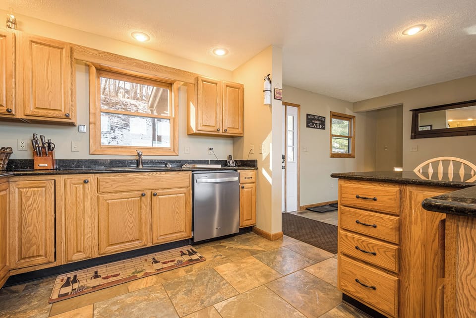 House (5 Bedrooms) | Property amenity