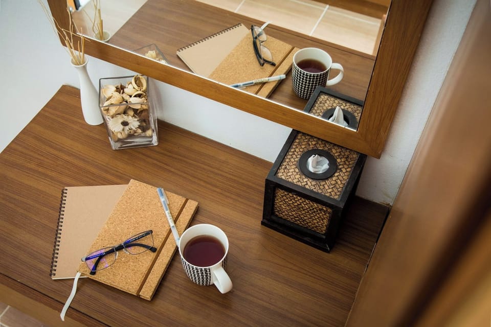 Deluxe Room, 1 King Bed | Desk, iron/ironing board, free WiFi, bed sheets