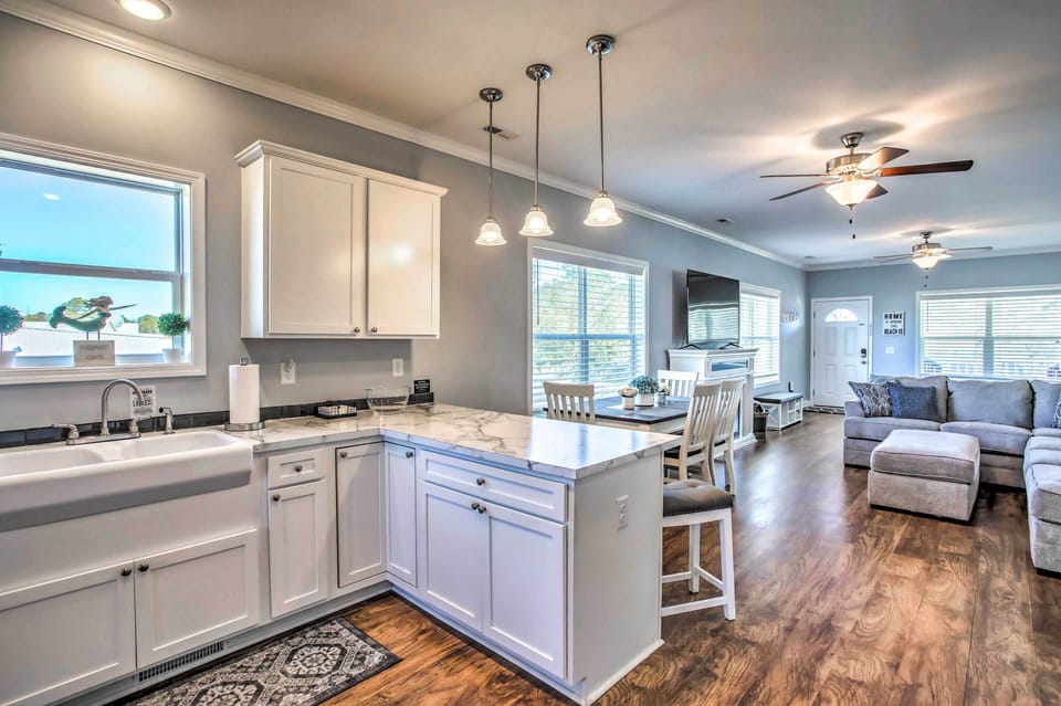 Kitchen | Fully Equipped