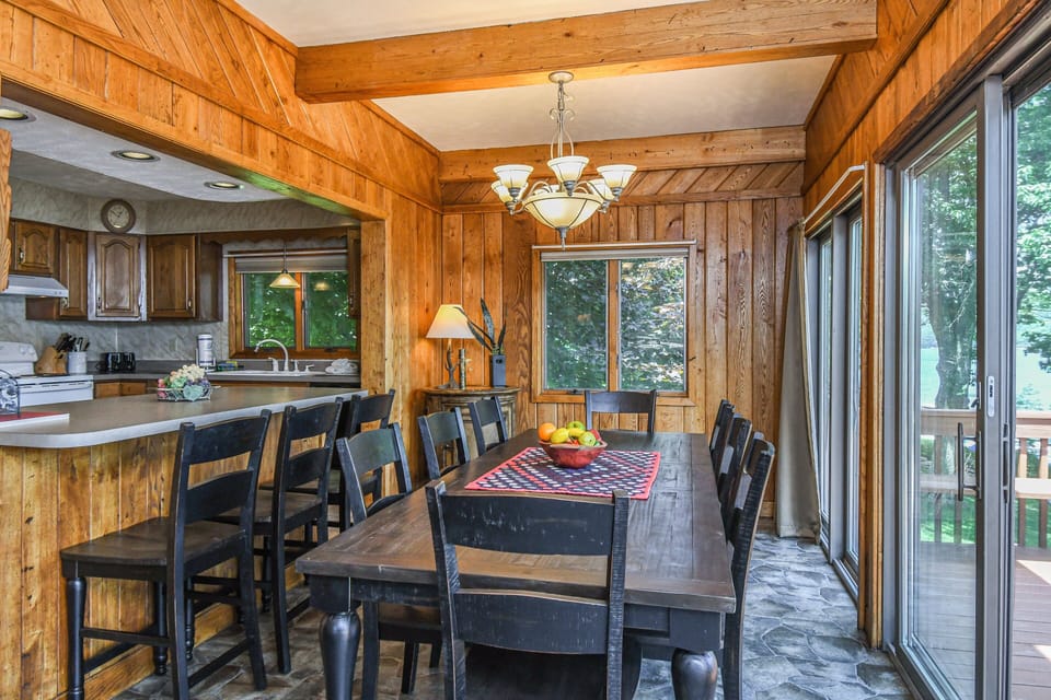 House (5 Bedrooms) | Property amenity