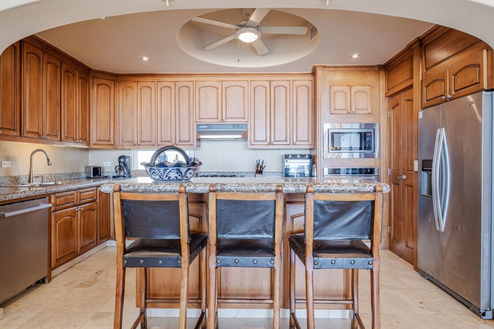 Kitchen Bar