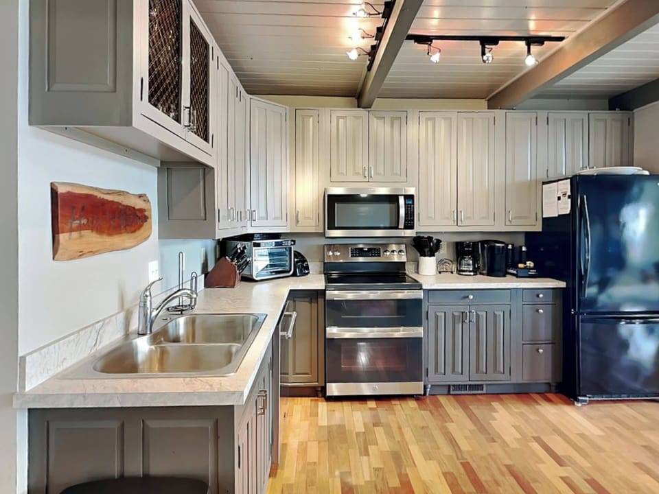 House (6 Bedrooms) | Property amenity