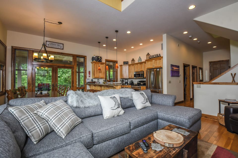 House (4 Bedrooms) | Property amenity