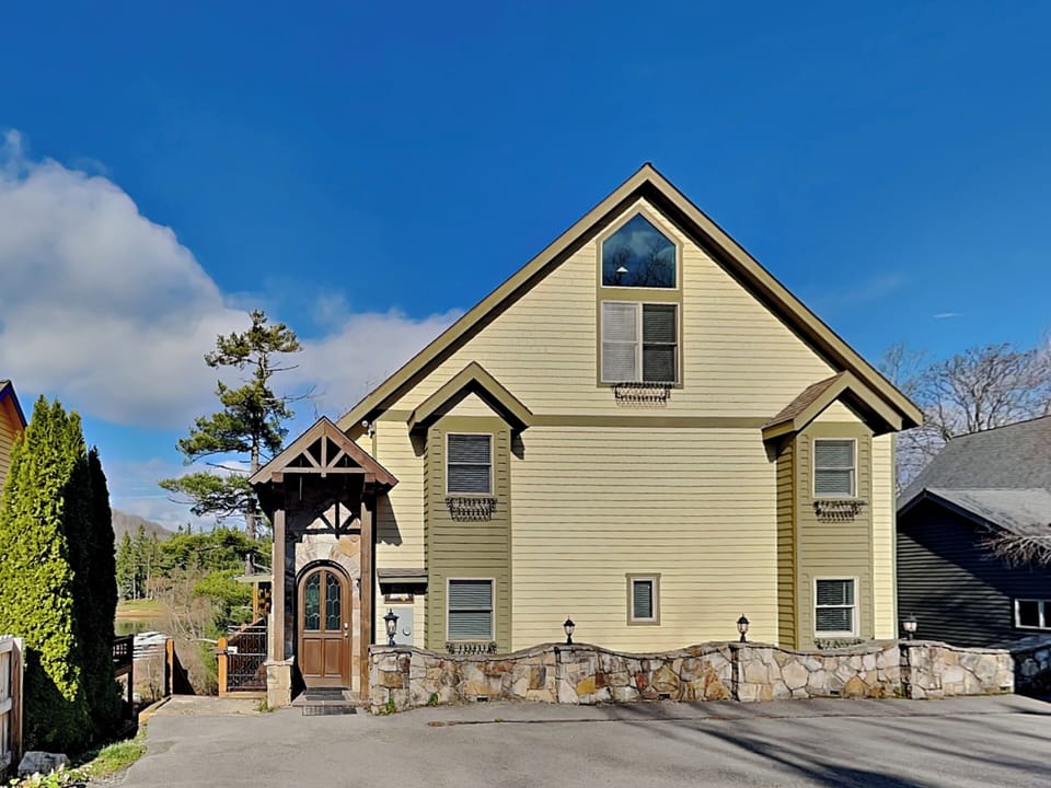 House (Multiple Bedrooms) | Property amenity
