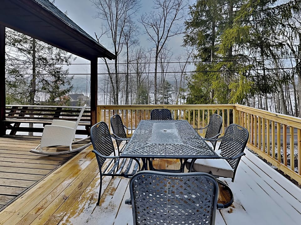House (3 Bedrooms) | Property amenity