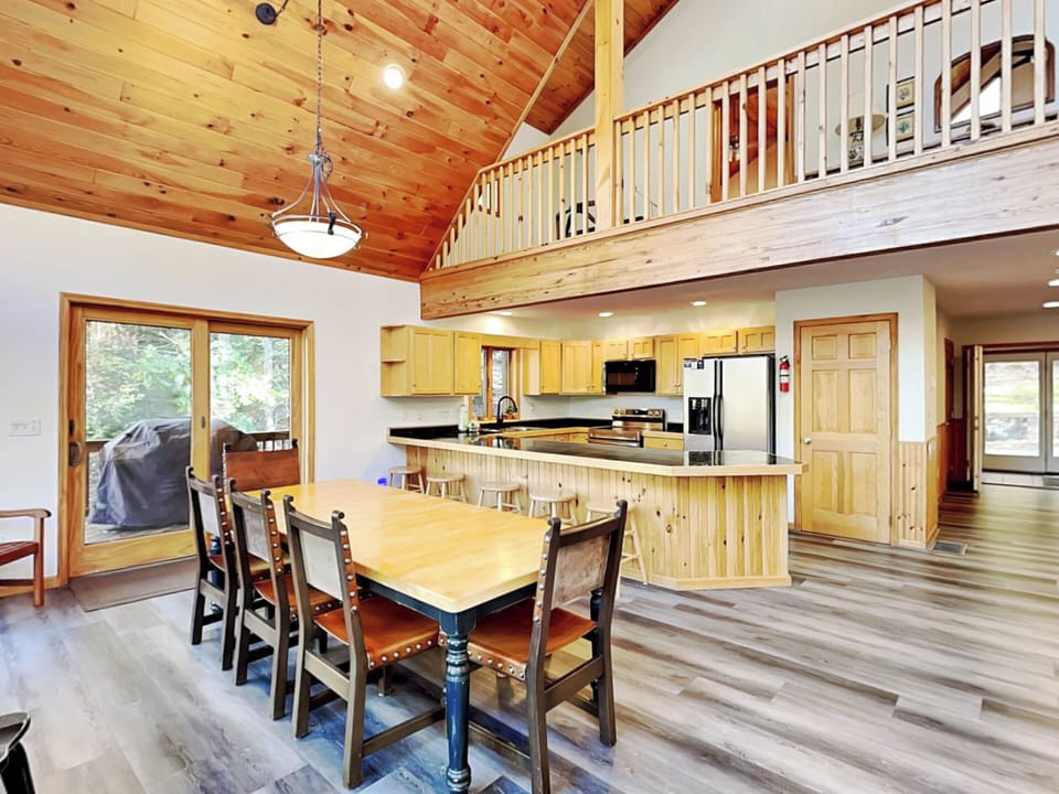 House (6 Bedrooms) | Property amenity