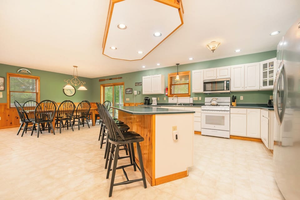 House (4 Bedrooms) | Property amenity
