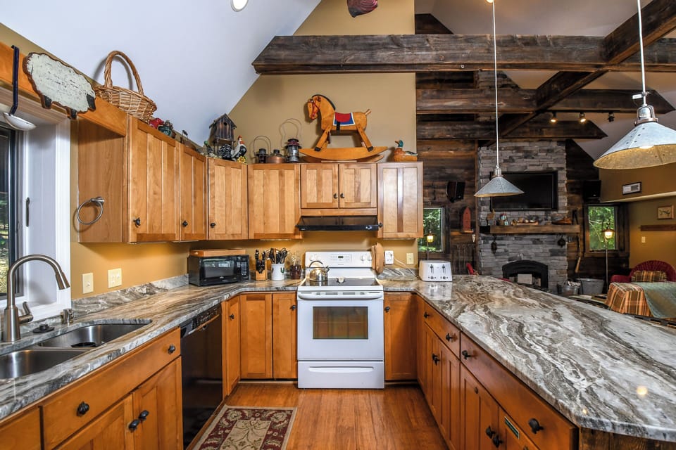House (4 Bedrooms) | Property amenity