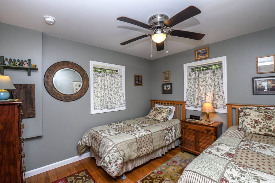 Glen Clova by Taylor Made Deep Creek Cottage in Deep Creek Lake