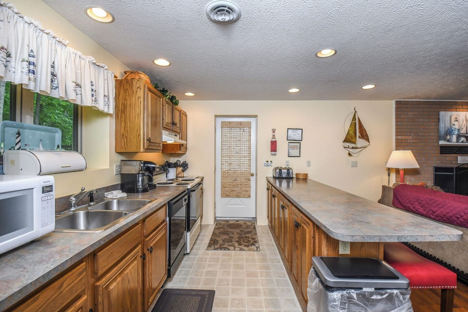 House (3 Bedrooms) | Property amenity