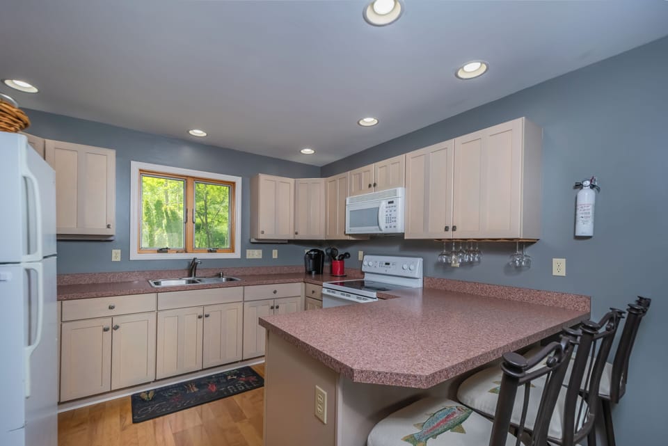 House (5 Bedrooms) | Property amenity