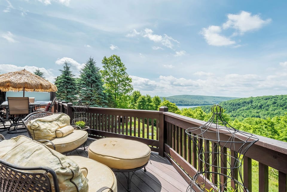 House (4 Bedrooms) | Property amenity
