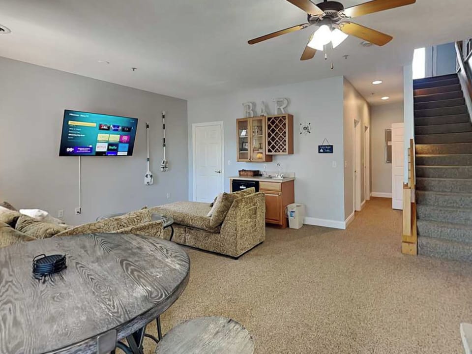 House (4 Bedrooms) | Property amenity