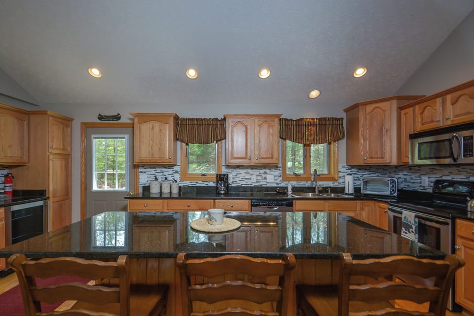 House (5 Bedrooms) | Property amenity