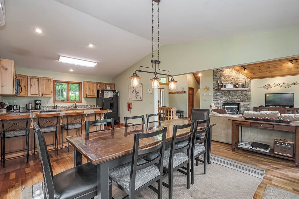 House (4 Bedrooms) | Property amenity