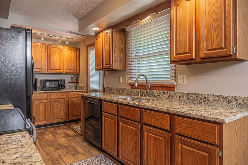 House (3 Bedrooms) | Property amenity