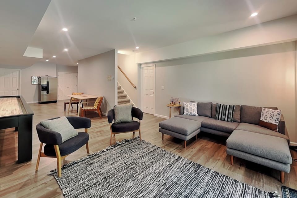 House (5 Bedrooms) | Property amenity