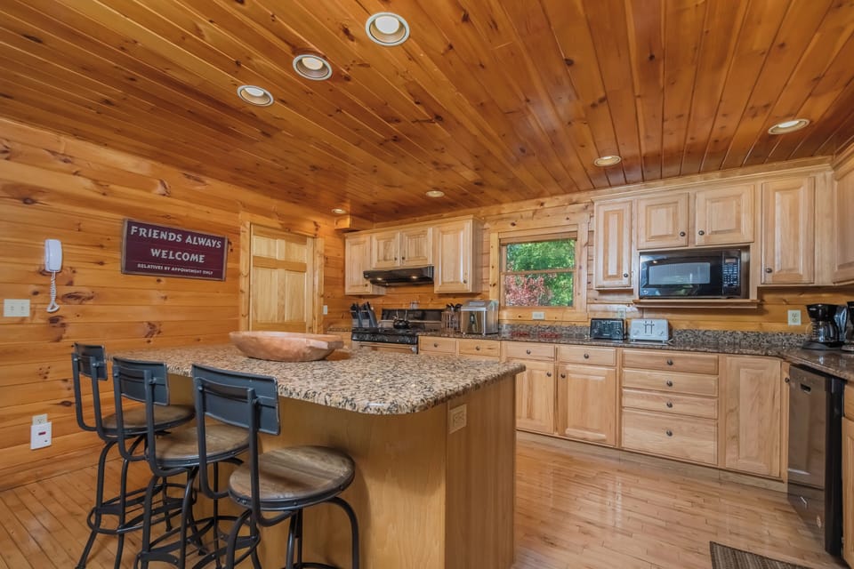 House (Multiple Bedrooms) | Property amenity