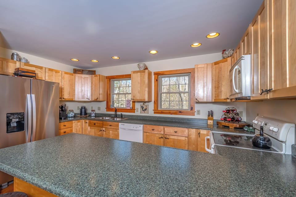 House (3 Bedrooms) | Property amenity