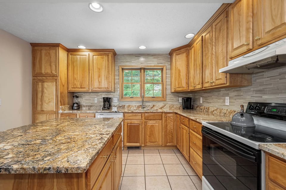 House (4 Bedrooms) | Property amenity