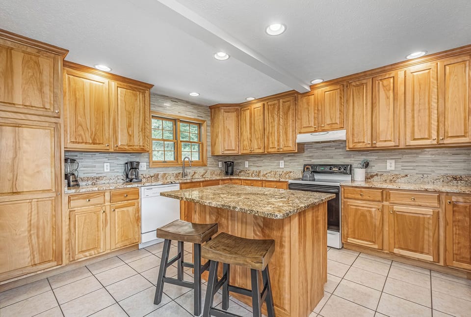 House (4 Bedrooms) | Property amenity