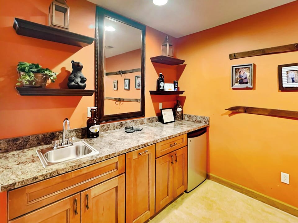 House (5 Bedrooms) | Property amenity