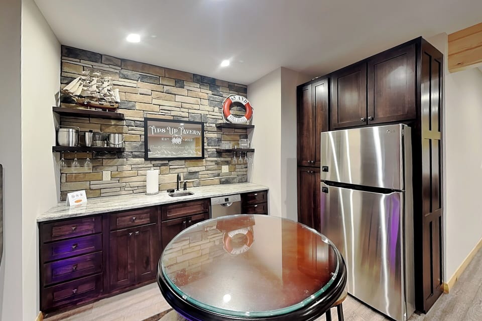 House (6 Bedrooms) | Property amenity