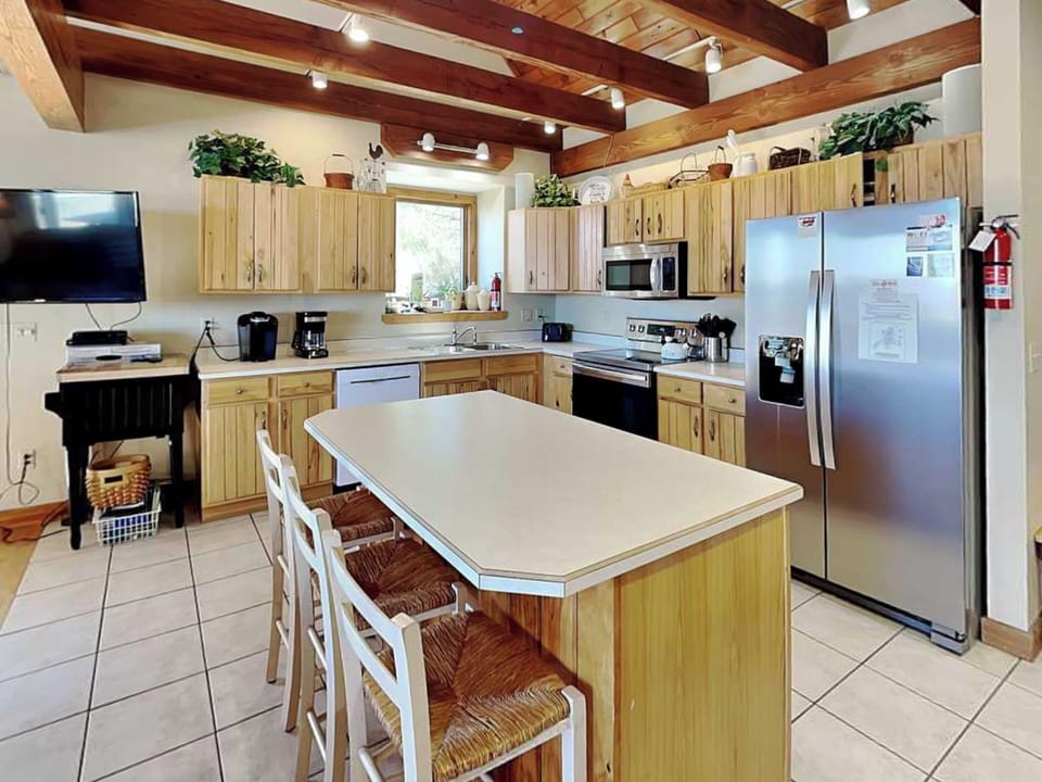 House (4 Bedrooms) | Property amenity