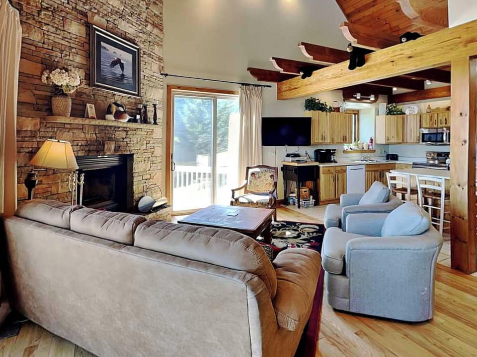 House (4 Bedrooms) | Property amenity