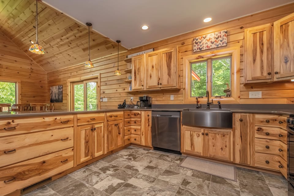 House (5 Bedrooms) | Property amenity