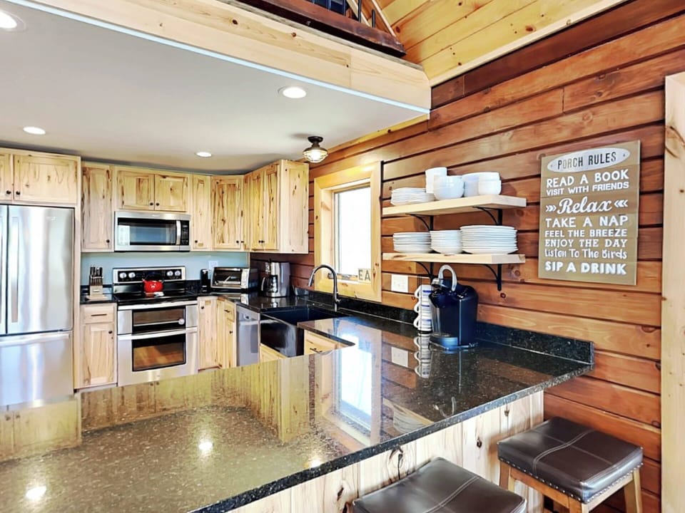 House (5 Bedrooms) | Property amenity