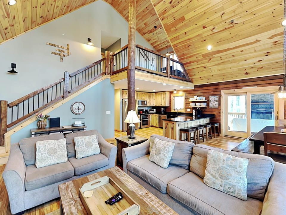 House (5 Bedrooms) | Property amenity