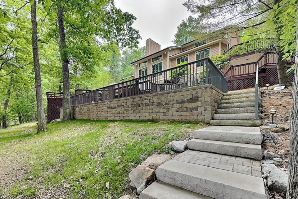 House (5 Bedrooms) | Property amenity