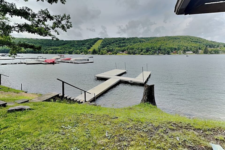 House (3 Bedrooms) | Property amenity