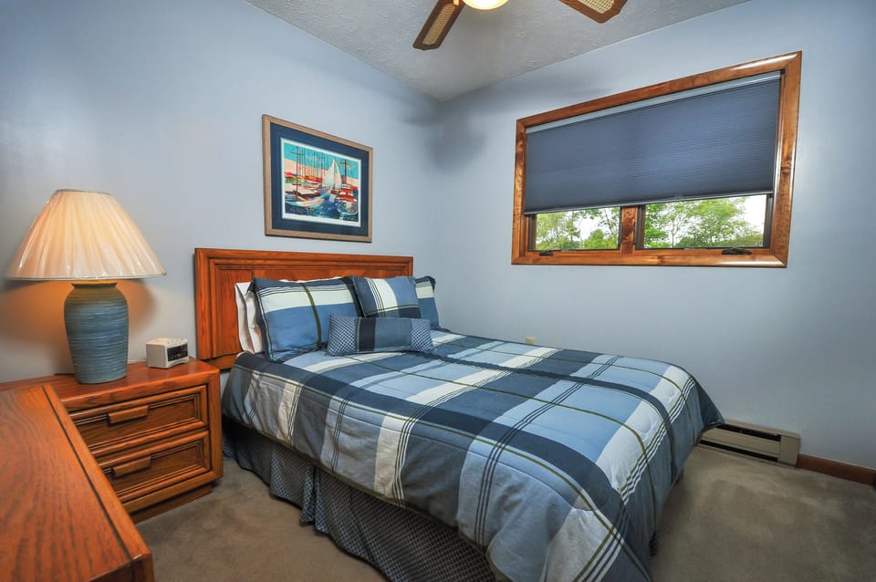 Ski Harbor 07 by Taylor Made Deep Creek Villa in McHenry