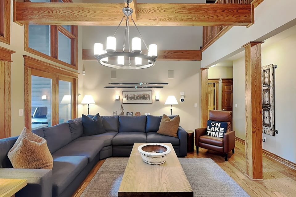 Stone Mountain Vista by Taylor Made Deep Creek Cottage in Deep Creek Lake