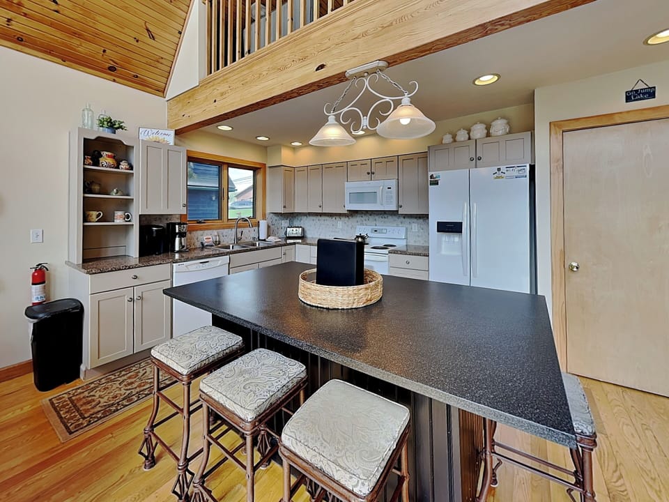 House (4 Bedrooms) | Property amenity