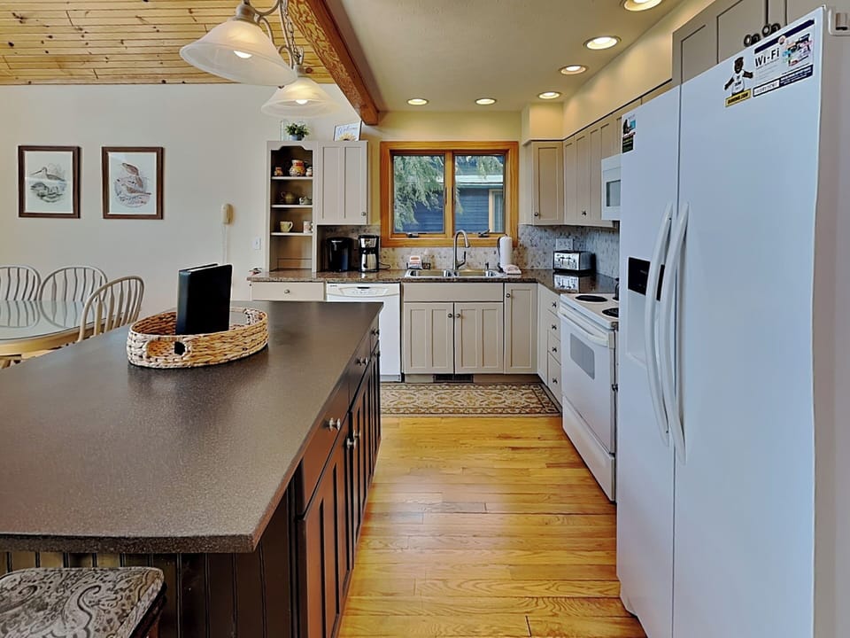 House (4 Bedrooms) | Property amenity