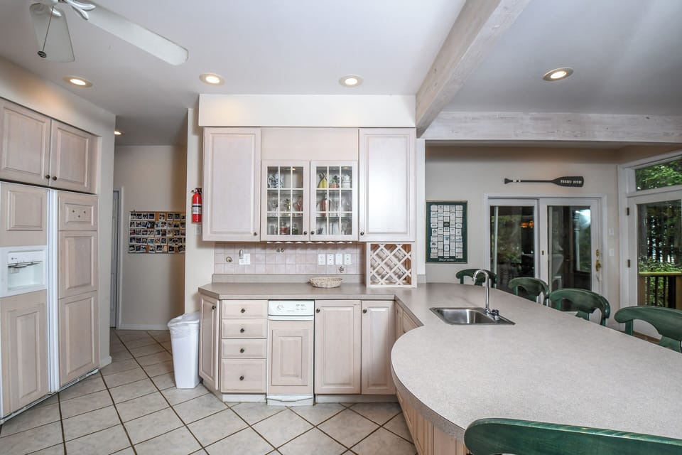 House (4 Bedrooms) | Property amenity